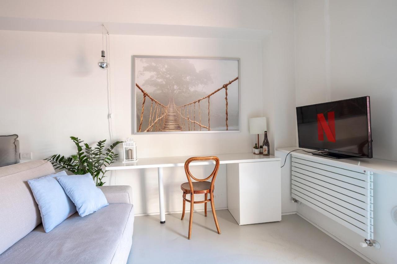 Design Loft Walking Distance Brera-Duomo With Wifi+Netflix Lejlighed Milano Eksteriør billede